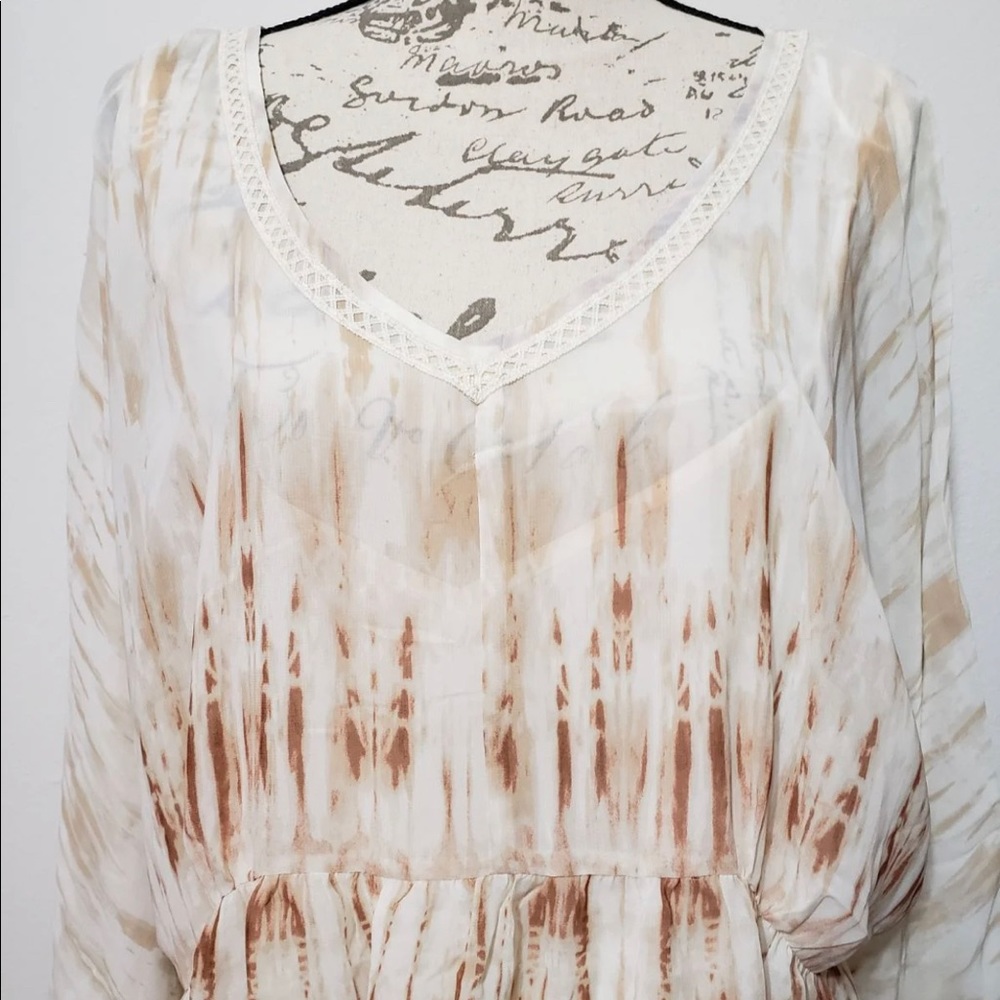 1x Motherhood Maternity BoHo Blouse w/ Built in Cami